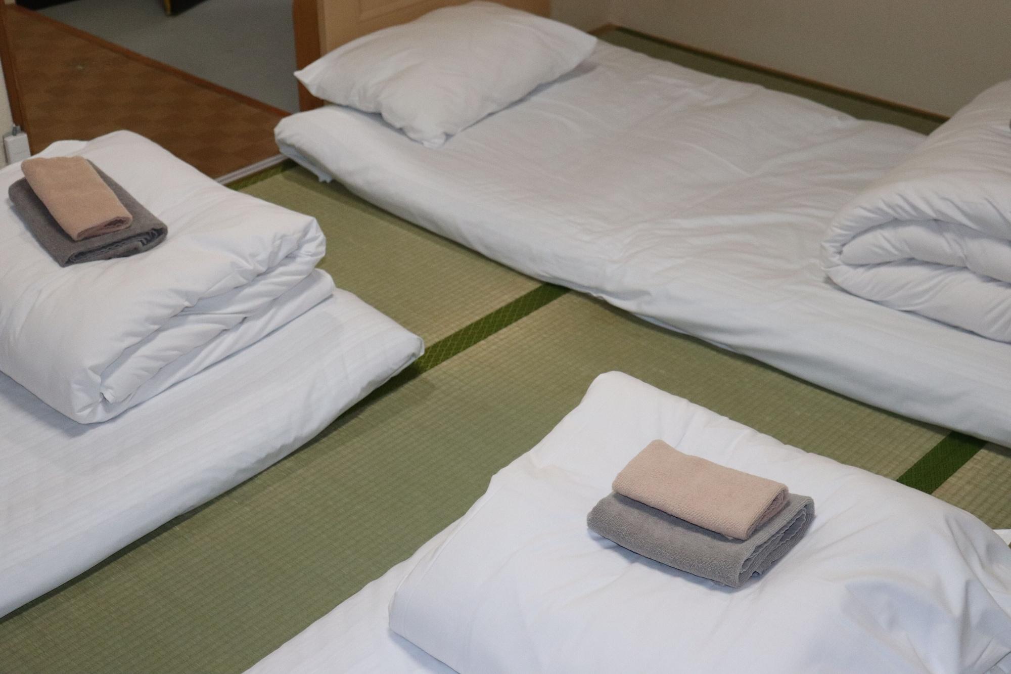 ホステル ホテル新今宮 *